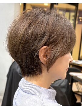 ヨファ ヘアー(YOFA hair) 似合わせ　大人くびれショート