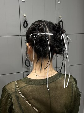 ウミ(Umi) 【hina/戸塚】お呼ばれヘア/リボンアレンジ