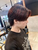 ウルバイエスコート 橋本(Uru by Escort)&nbsp;【韓国ヘア】メンズ韓国風センターパート×赤メッシュ