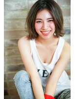 クロワ(croix)&nbsp;外ハネ×デザインカラーボブ