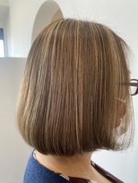 セラ(SERA)&nbsp;白髪ぼかしハイライト　白髪染め無し　グレージュ