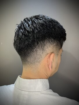 ヒロギンザ 新橋銀座口店(HIRO GINZA) 【barber】フェード