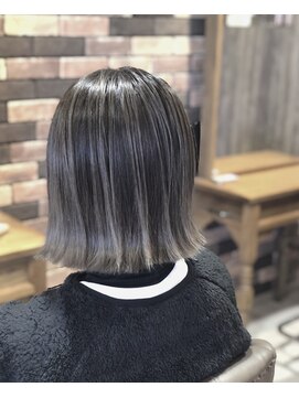 ホワイト 伊勢崎(WHITE) お悩み解決！白髪ぼかし外国人風バレイヤージュ☆