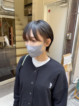 ワンバイワンクラッカ(one by one CLACCA) マッシュウルフショート