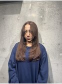 レイヤーカット/ベージュカラー