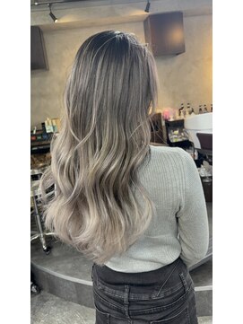 アポロ 横浜駅店(apollo) レイヤーボブハイライトブリーチレイヤーハイトーングレージュ