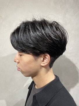 ニコ トウキョウ ヨコハマ(nico) メンズセンターパートニュアンスパーマ毛流れメンズパーマ刈上げ