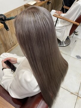 ノーム 横浜(NORM) ケアブリーチグレージュカラー