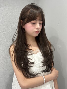 ボタン シブヤ(VOTAN SHIBUYA) オリーブブラウン/レイヤーカット/透明感カラー/韓国ヘア