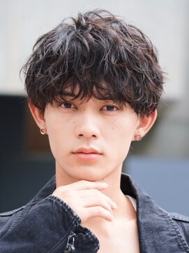 フィフス 渋谷(fifth) 渋谷波巻きツイストスパイラルシャドウルーズパーマツーブロック