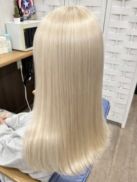 シェノン(CHAINON) White beige