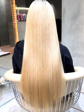 リール 銀座(R'EEL) ブリーチ縮毛矯正/縮毛矯正/髪質改善/前髪/顔まわり