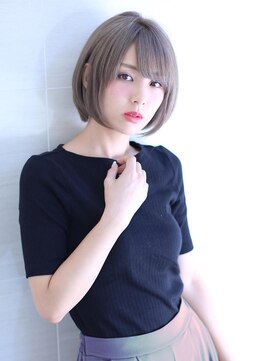 オーロ 宝塚店(ORO) フレンチボブグレージュ耳掛けマニッシュショート