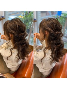 ラグナ(Raguna) ☆　外国人風ガーリーハーフアップ　☆