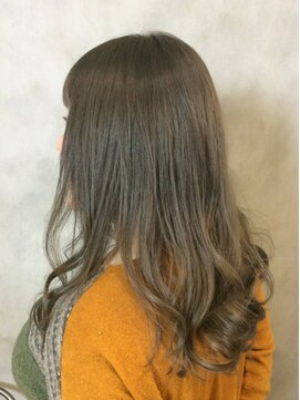 エイト 博多店(EIGHT hakata) オリーブグレージュ☆