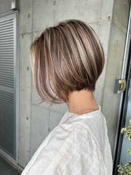 ガルボ ヘアー(garbo hair) #ガルボ#ハイトーン#インナーカラー#ハイライト#10代#20代