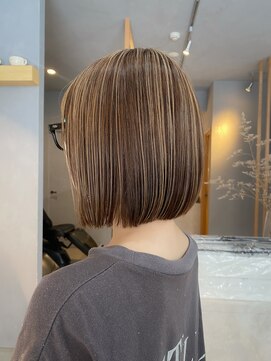 ミー(mii) ハイライトボブ