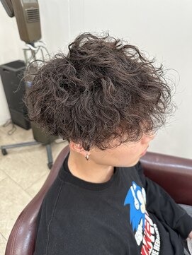 レガ(le ga) 刈り上げマッシュ×波巻きスパイラル