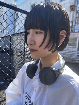 ガリィ(gally) 顔まわりレイヤーボブ