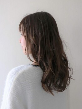 ヘアブティック ハコ(hair boutique haco)の写真/ファーストグレイはhacoにお任せください◎顔色を明るく魅せる、立体的なツヤ感とまとまりのある髪へ…☆