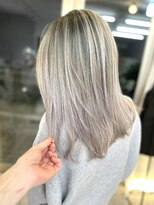 ヴレ(vrai)&nbsp;バレイヤージュ/シャドールーツ/エアータッチ