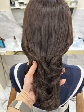 シェノン サントル(CHAINON CENTRE) レイヤーカット/ウェットヘア/オリーブベージュ/デザインカラー