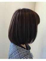 ミー(Me)&nbsp;前上がりボブ