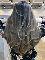 メリー オオサカ(Merly Osaka)&nbsp;バレイヤージュが映えるバレイヤージュ