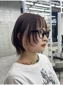 美髪シアーカラーピンクブラウンショートカット切りっぱなしボブ
