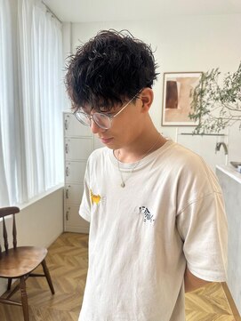 ローブ(L’AUBE) ツイストスパイラルパーマニュアンスパーマメンズカット眉毛