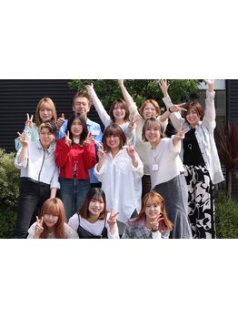 “丁寧な接客が居心地いい”と口コミ多数！女性スタッフの細やかで心温かい気遣いが嬉しい《Confetti》♪