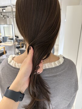 パトゥ 京都四条烏丸(patou) 柔らかベージュカラー