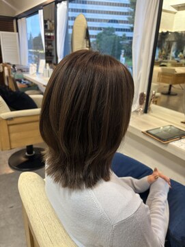 トゥ ルーチェ(tu.luce) 【コン】くびれミディアムレイヤー