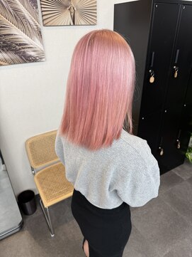 ホワイトピンク