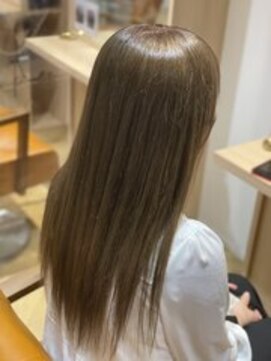 ミルクティーカラー