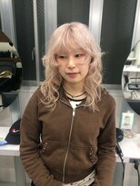 ガーデンヘアー(Garden hair) white blond