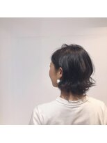 五角髪&nbsp;伸ばし途中大変だよねぇ、、毛量調節とセットで耐えるのですヘア