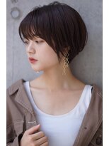 アトリエ フェム(atelier.fem) タイトなシルエット×質感重視のショートスタイル