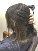 ニュアンスカラー/センターパート/ツヤ髪スタイル/ブルージュ