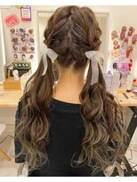 編み込みツインテール