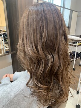 アプシー 三田駅前店(Apsee) ☆ゆるふわラベンダーベージュ☆