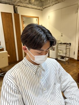 エクリ 麻布十番(equri) ニュアンスセンターパート