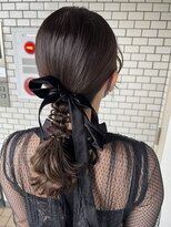 編みおろし　ヘアセット　タイトヘア　お呼ばれ　ベロアリボン