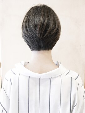 モリオ フロム ロンドン 成増店 【morio成増/一戸】20代30代40代大人可愛いハンサムショート