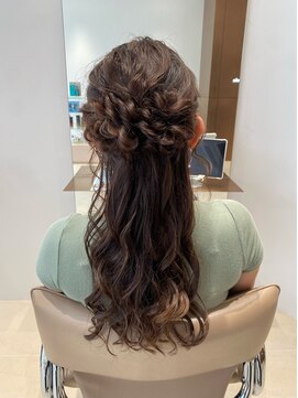 ビオラバイフーガ 綱島(Viola by FUGA) ゆるふわハーフアップ