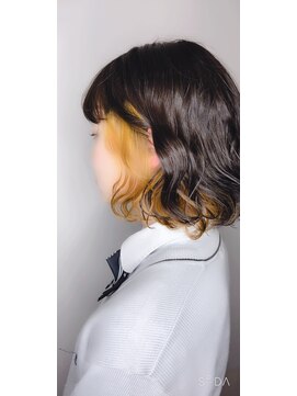 ナインプラス(NINE+) イエローインナーカラー