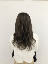 ヘアアンドメイク ムーア(Muuua) くすみベージュ ＋ 筋感ハイライト