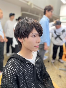 アストロ デザイン オブ ヘアー(ASTRO design of hair) メンズマッシュウルフ/メンズヘア/スキンフェード/コンマヘア