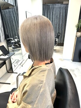 サロンワン(Salon1) ホワイトグレージュ