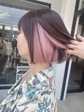 ナンバー 竪町(number+) 20代30代大人可愛いインナーカラー耳掛けロブヘアベビーピンク